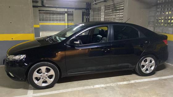 KIA CERATO 1.6 EX2 SEDAN 16V GASOLINA 4P AUTOMÁTICO KIA CERATO 1.6 EX2 SEDAN 16V GASOLINA 4P AUTOMÁTICO
